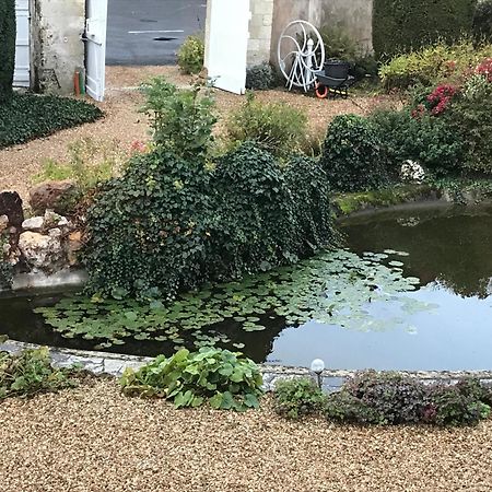Demeure De Beaulieu Bed & Breakfast Le Coudray-Macouard Exterior photo