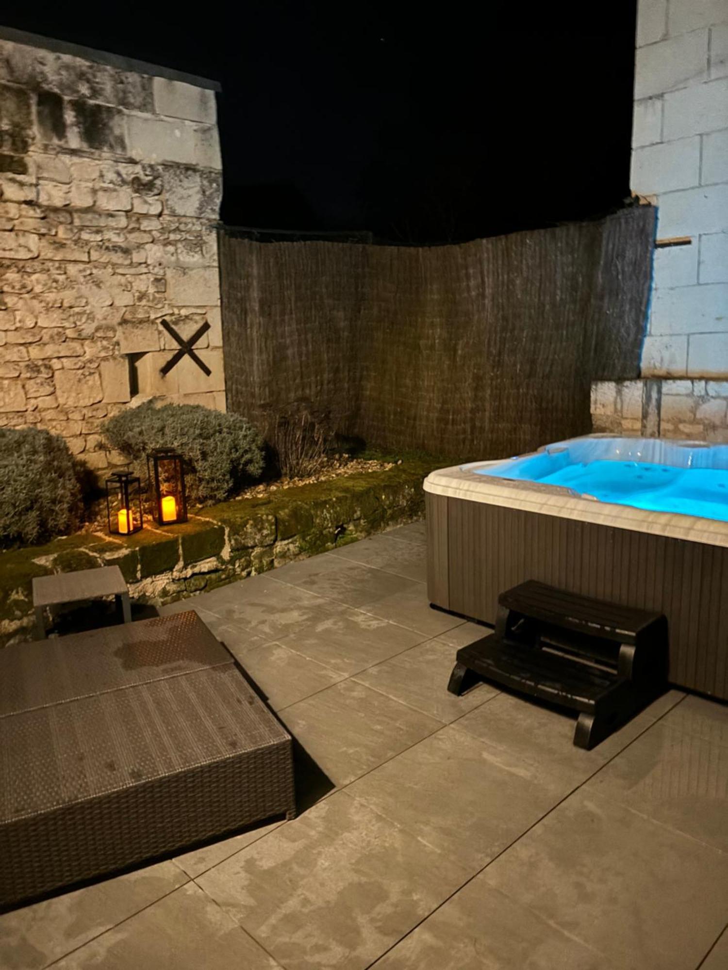 Demeure De Beaulieu Bed & Breakfast Le Coudray-Macouard Exterior photo